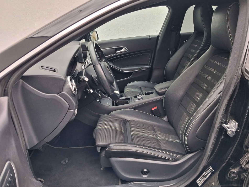 Mercedes-Benz CLA 2.2CDi  CLA200