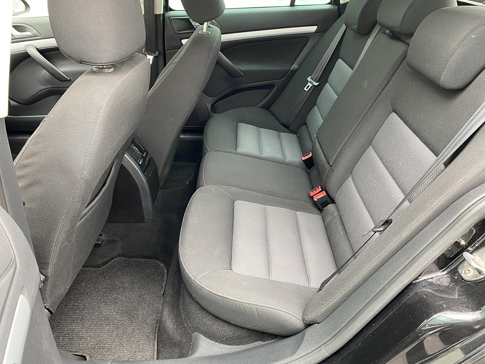 Škoda Octavia II 1.6 MPi Ambition