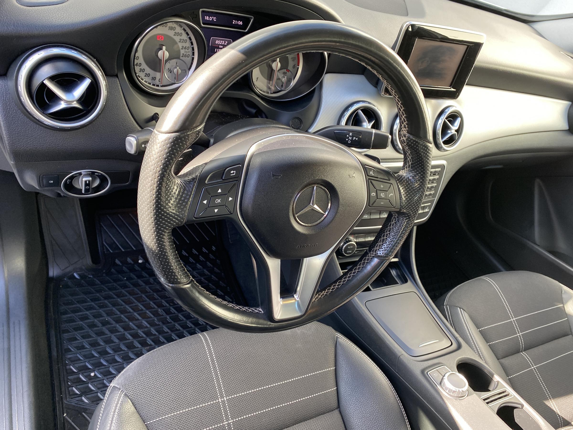 Mercedes-Benz CLA, 2016 - pohled č. 13