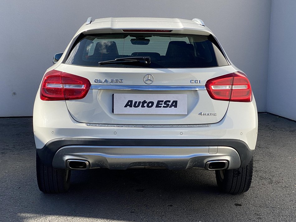 Mercedes-Benz CLA 2.2 CDi  220d