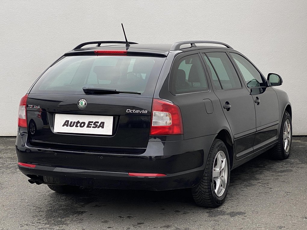 Škoda Octavia II 2.0 TDi Ambiente 4x4