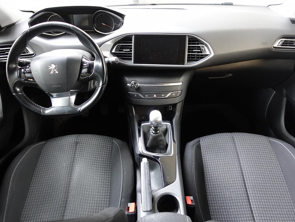 Peugeot 308 1.5 HDI 