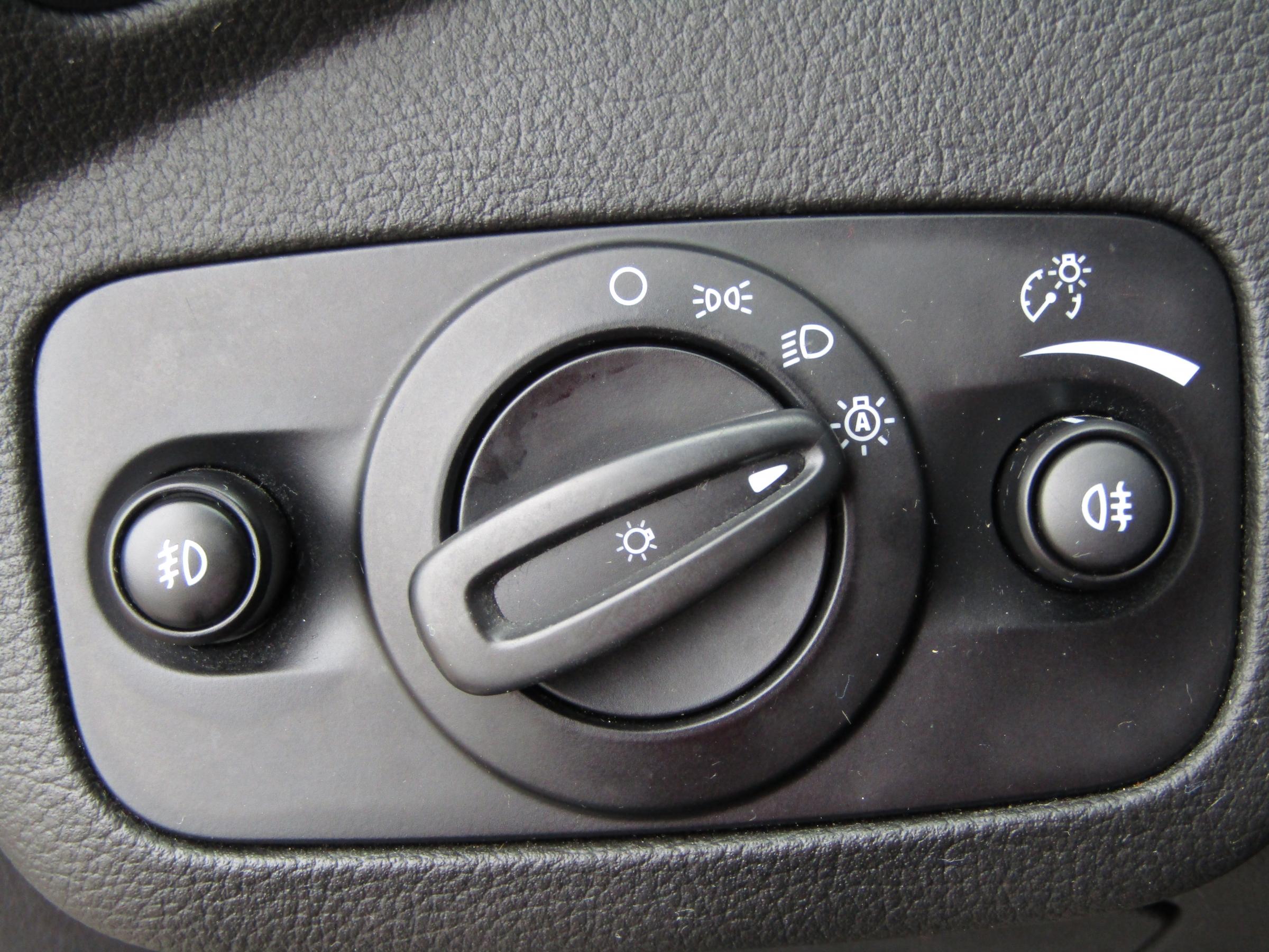 Ford C-MAX, 2017 - pohled č. 12