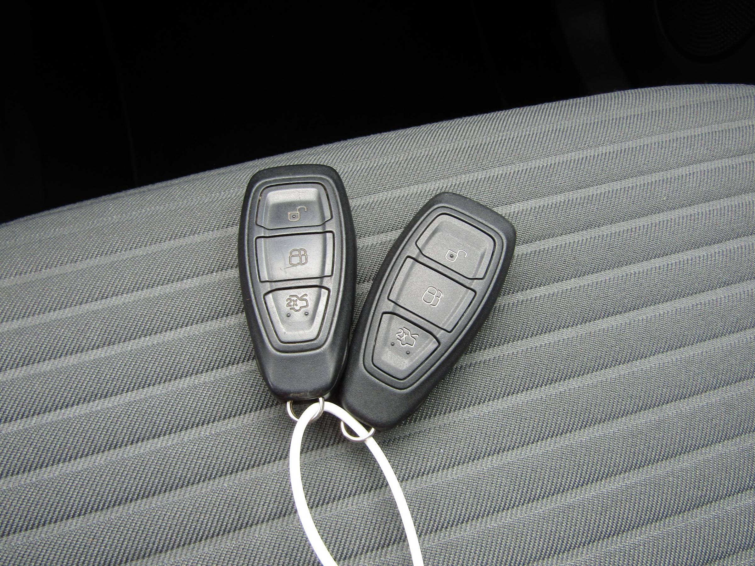 Ford C-MAX, 2017 - pohled č. 18