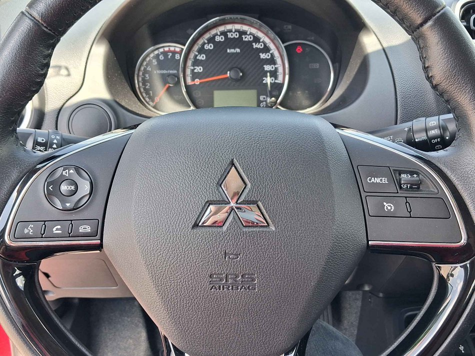 Mitsubishi Space Star 1.2i 