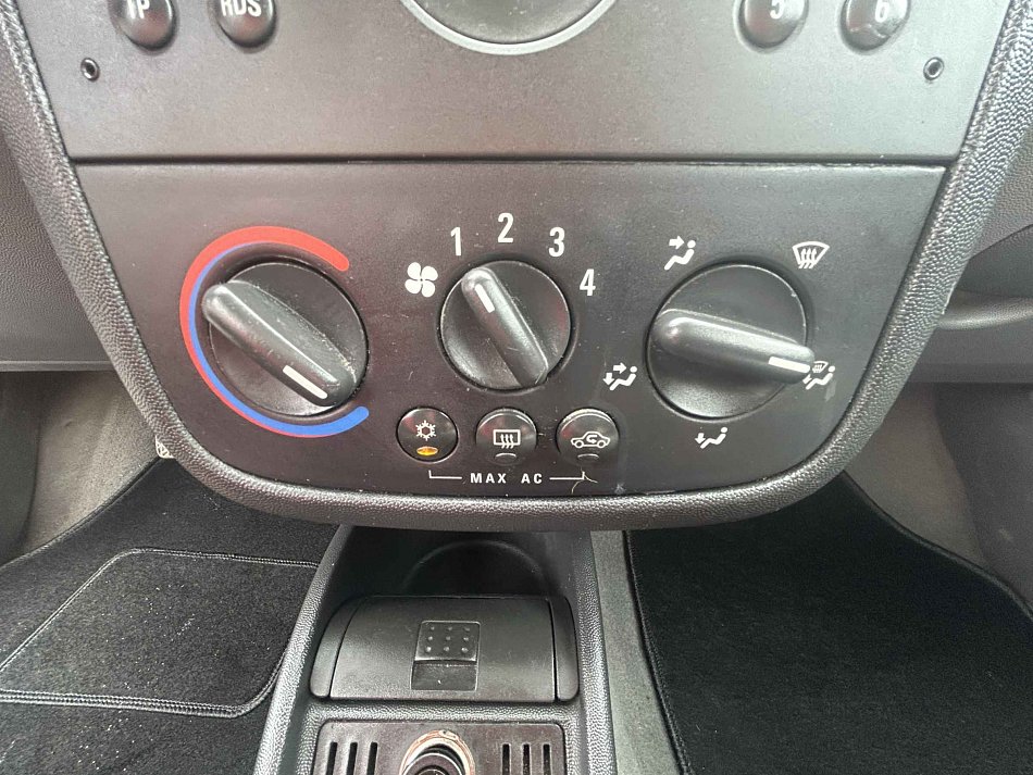 Opel Corsa 1.0 