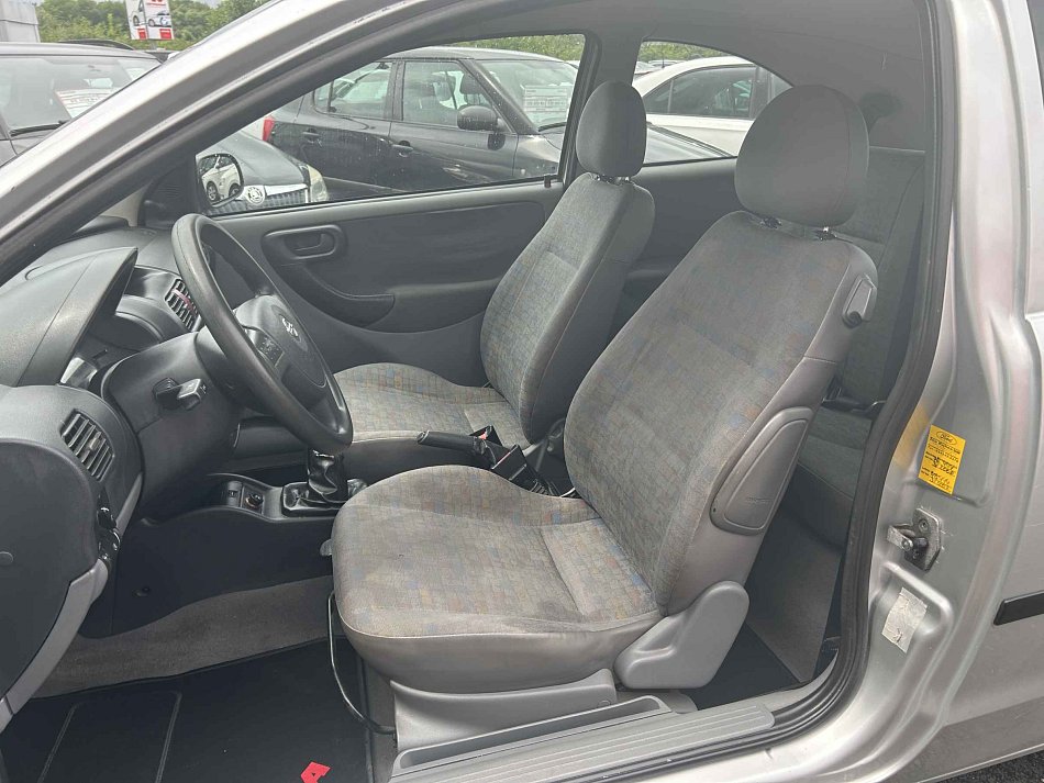 Opel Corsa 1.0 