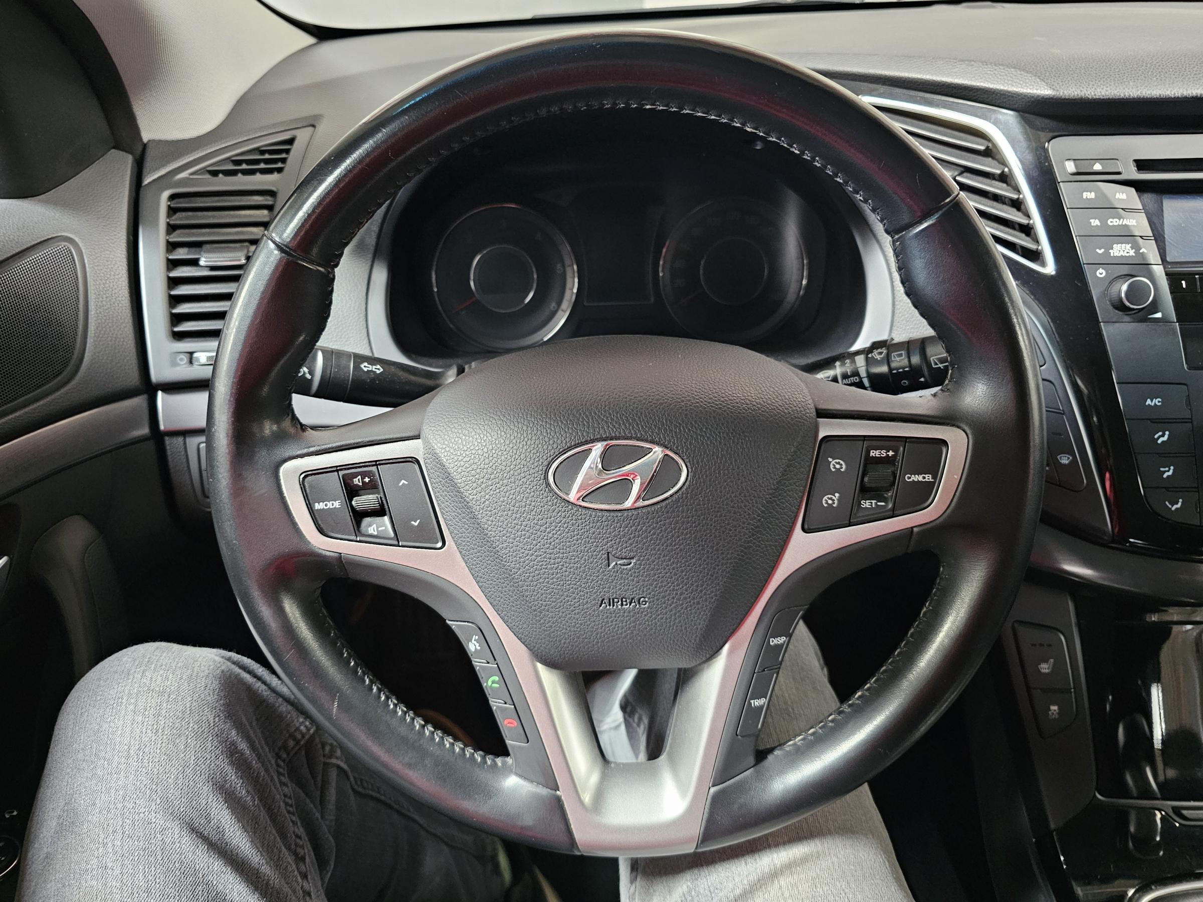 Hyundai i40, 2014 - pohled č. 17