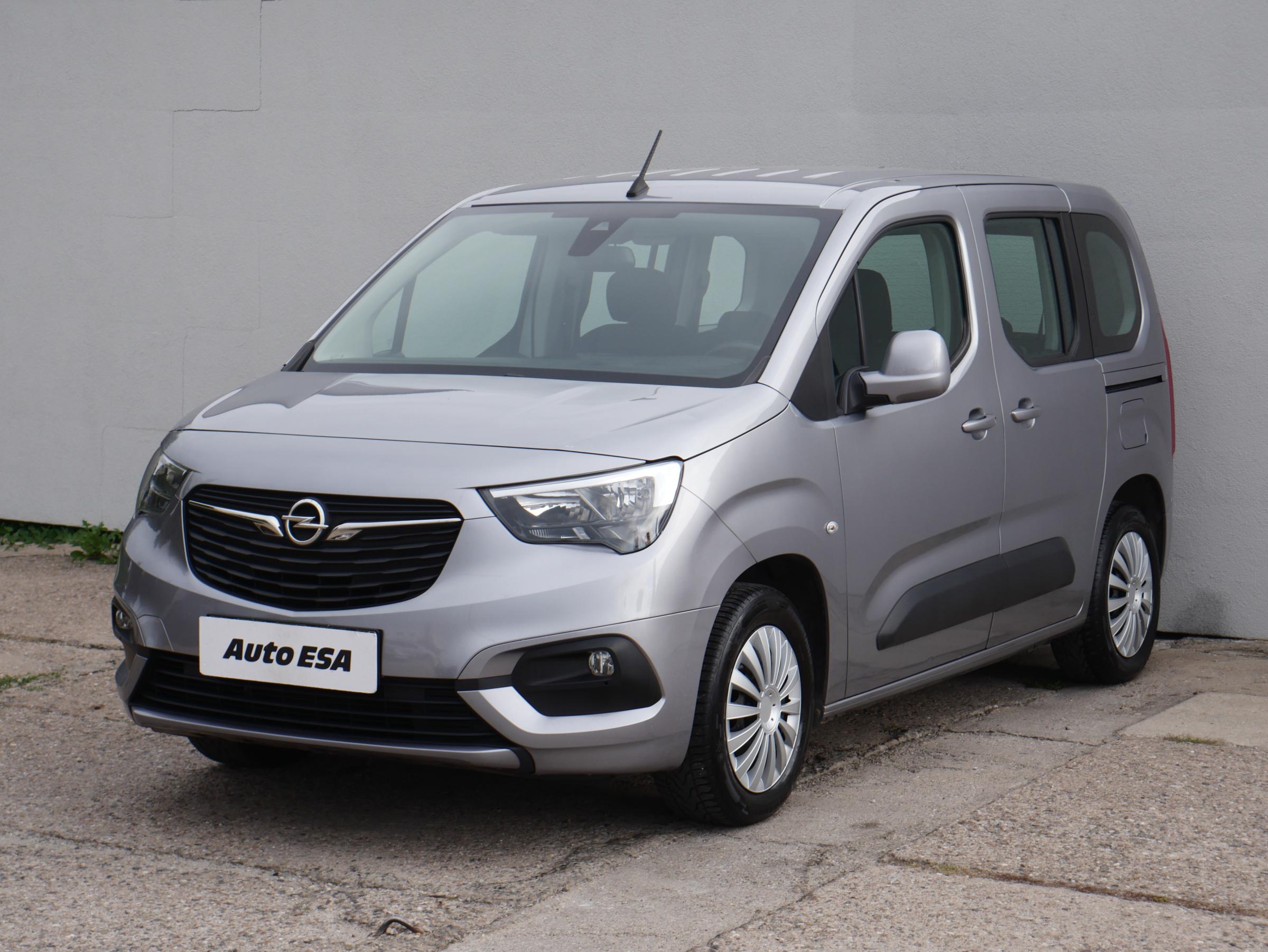 Opel Combo, 2019 - pohled č. 3