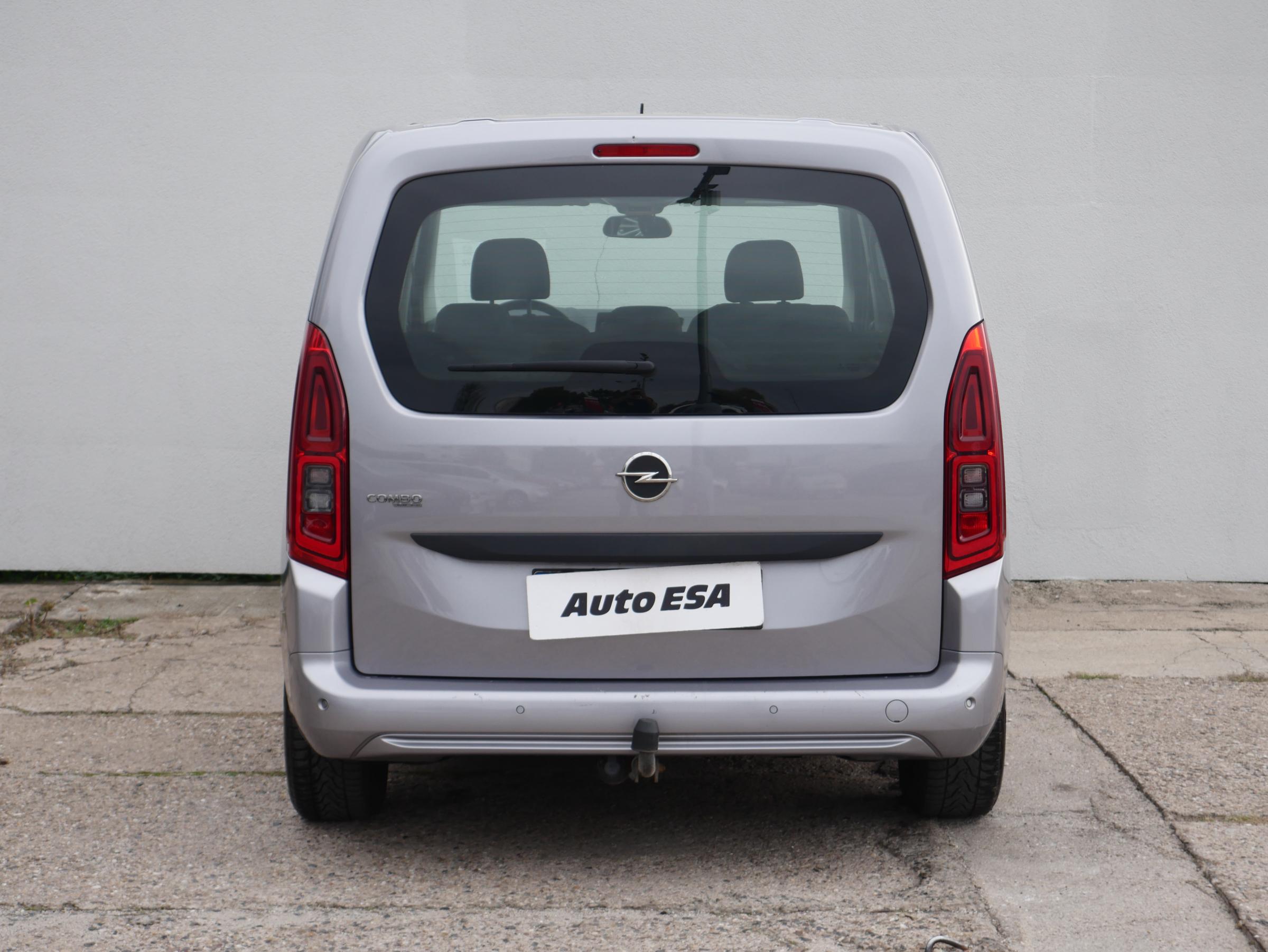 Opel Combo, 2019 - pohled č. 5