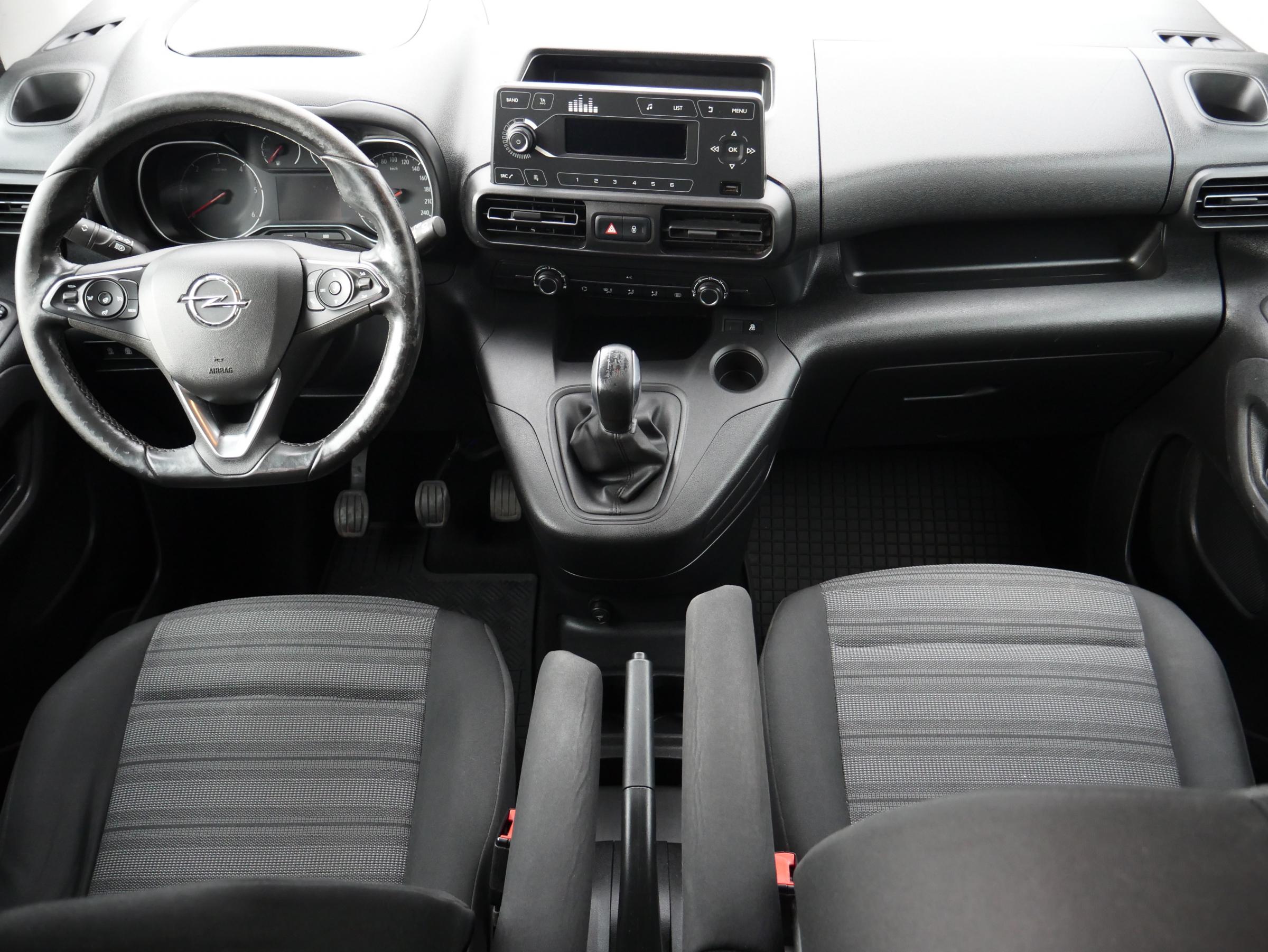 Opel Combo, 2019 - pohled č. 8