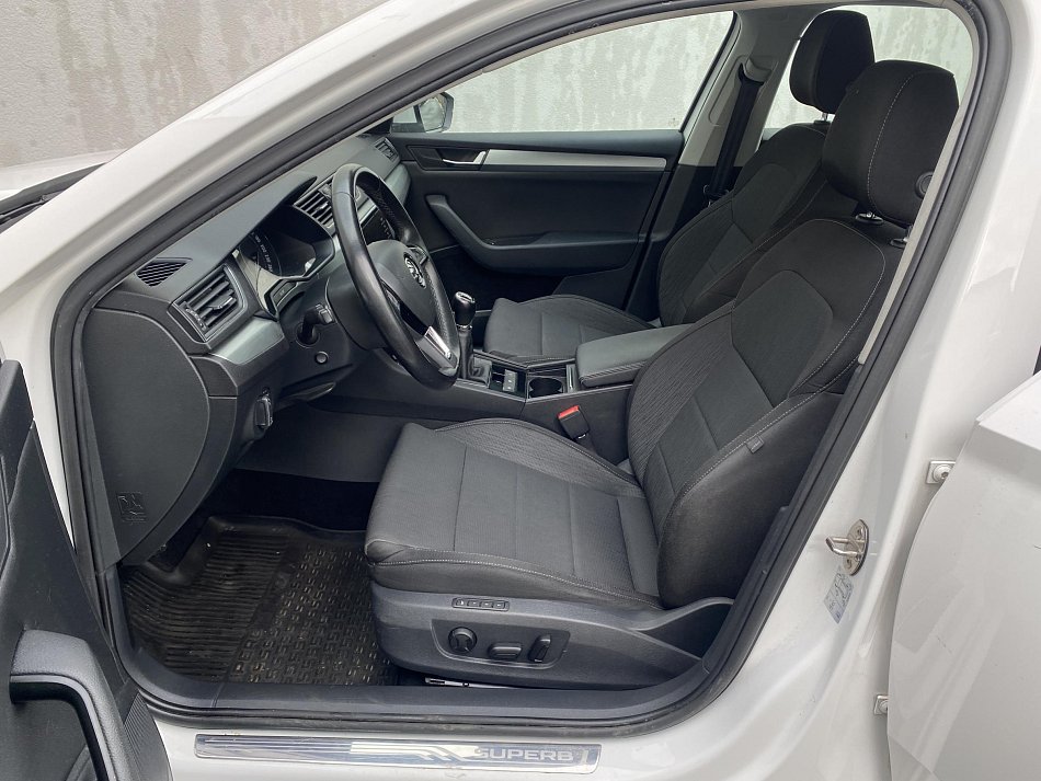 Škoda Superb III 2.0TDi SportLine