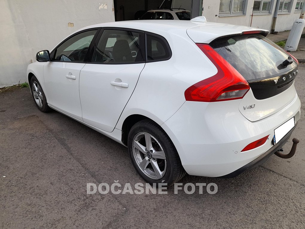 Volvo V40 2.0 