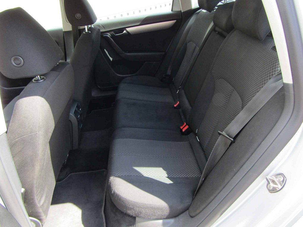 Volkswagen Passat 1.6 TDi 