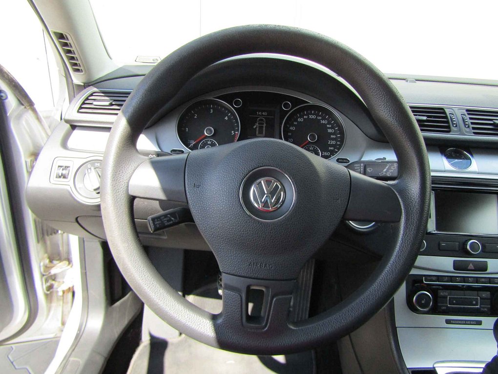 Volkswagen Passat 1.6 TDi 