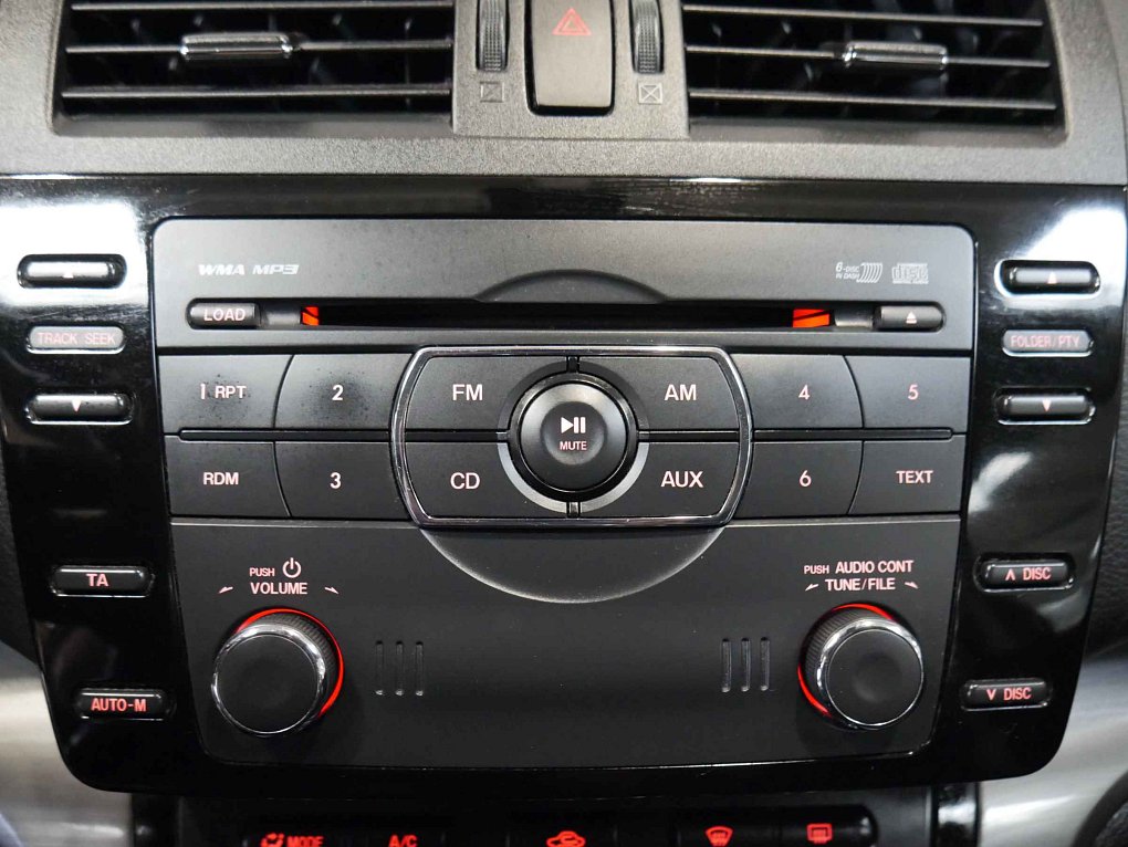 Mazda 6 2.0 i 