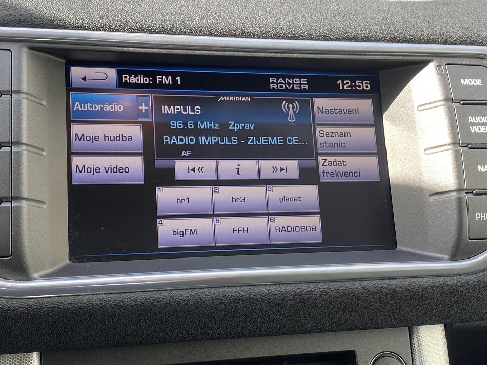 Land Rover Evoque 2.2 TD4 Dynamic AWD