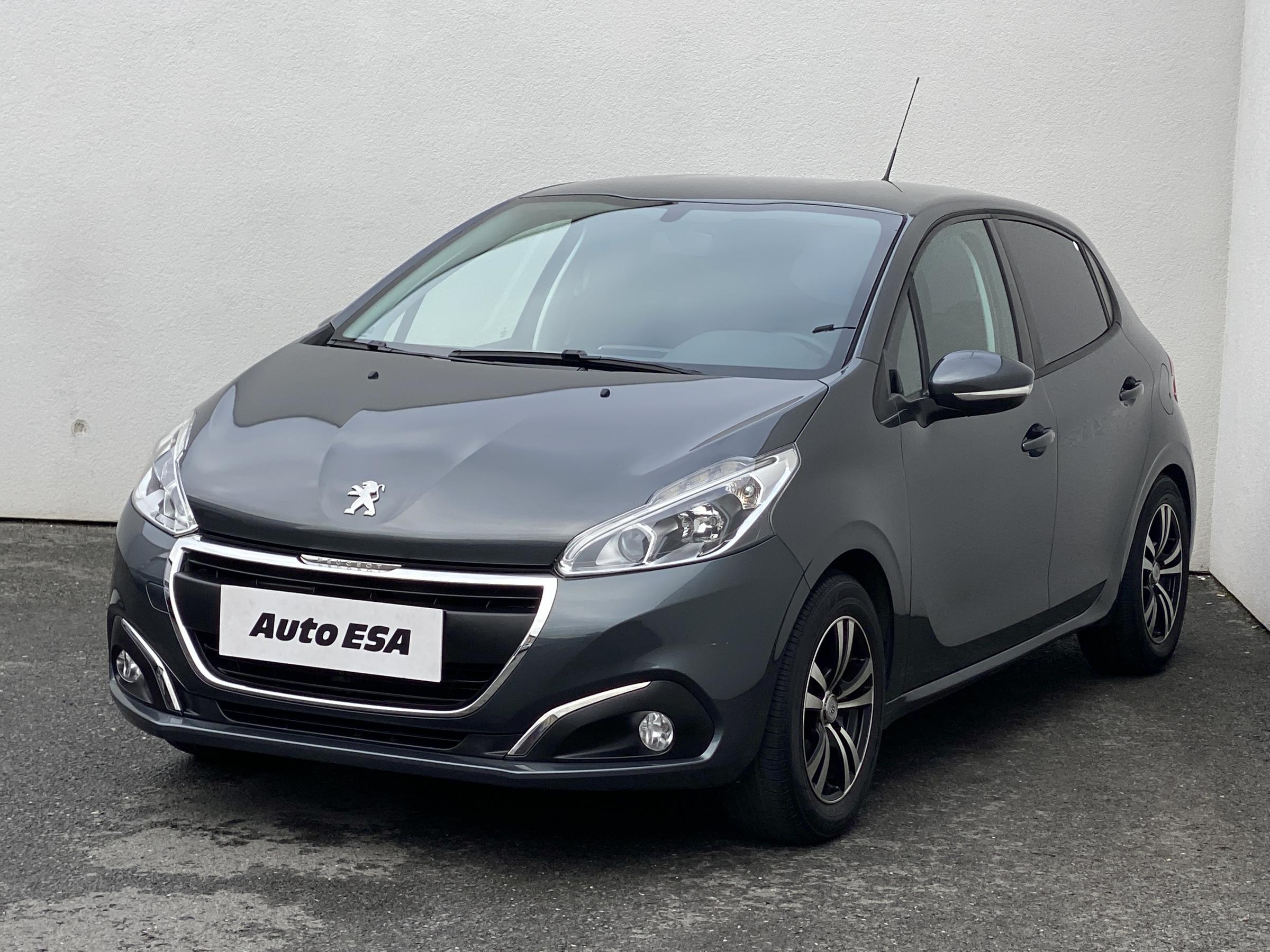 Peugeot 208, 2017 - pohled č. 3