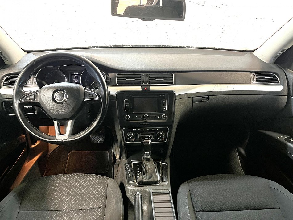 Škoda Superb II 2.0 TDi Exclusive