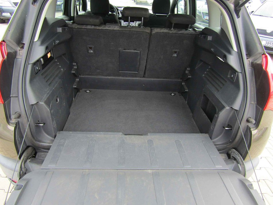 Peugeot 3008 2.0HDi 
