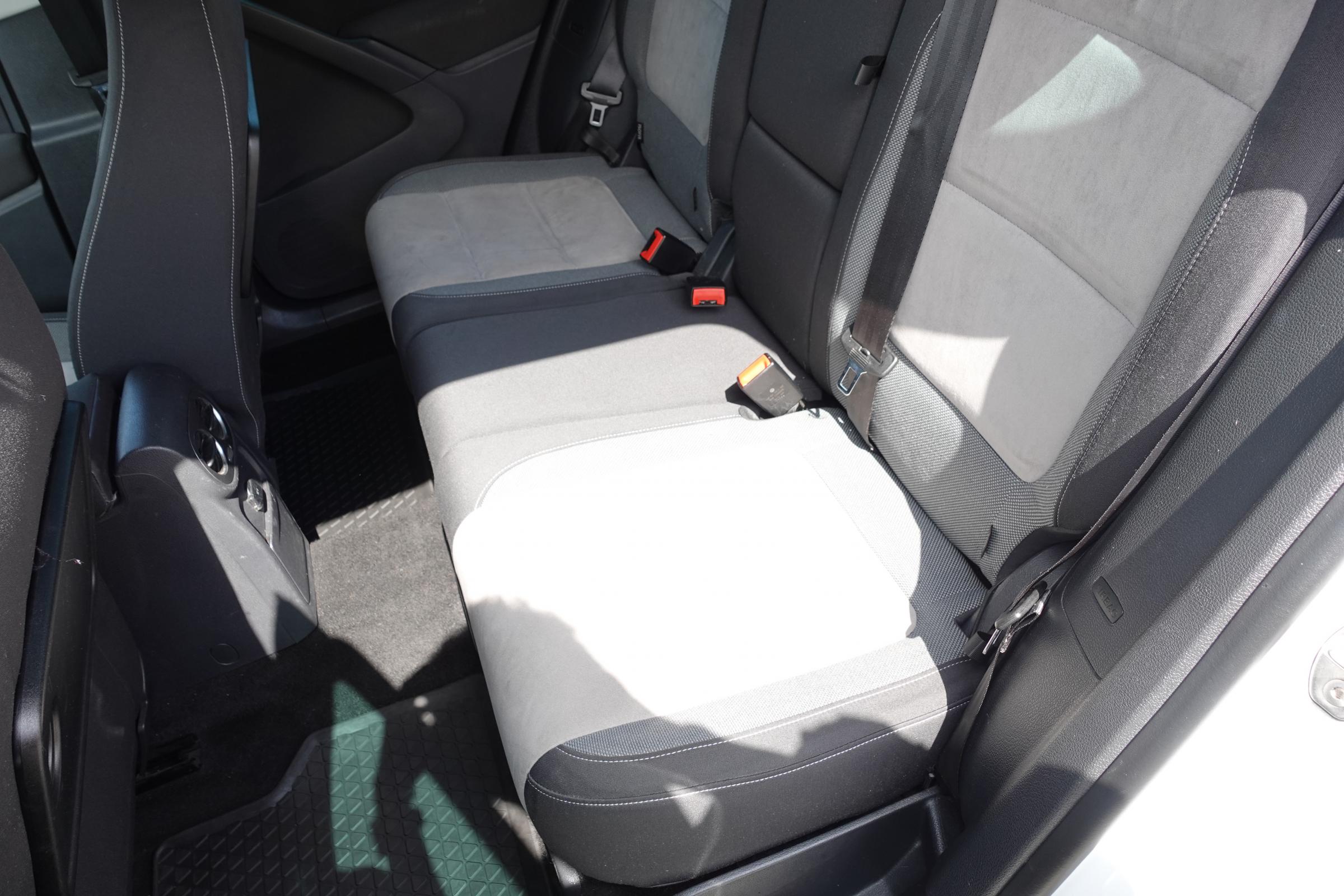 Volkswagen Tiguan, 2015 - pohled č. 11