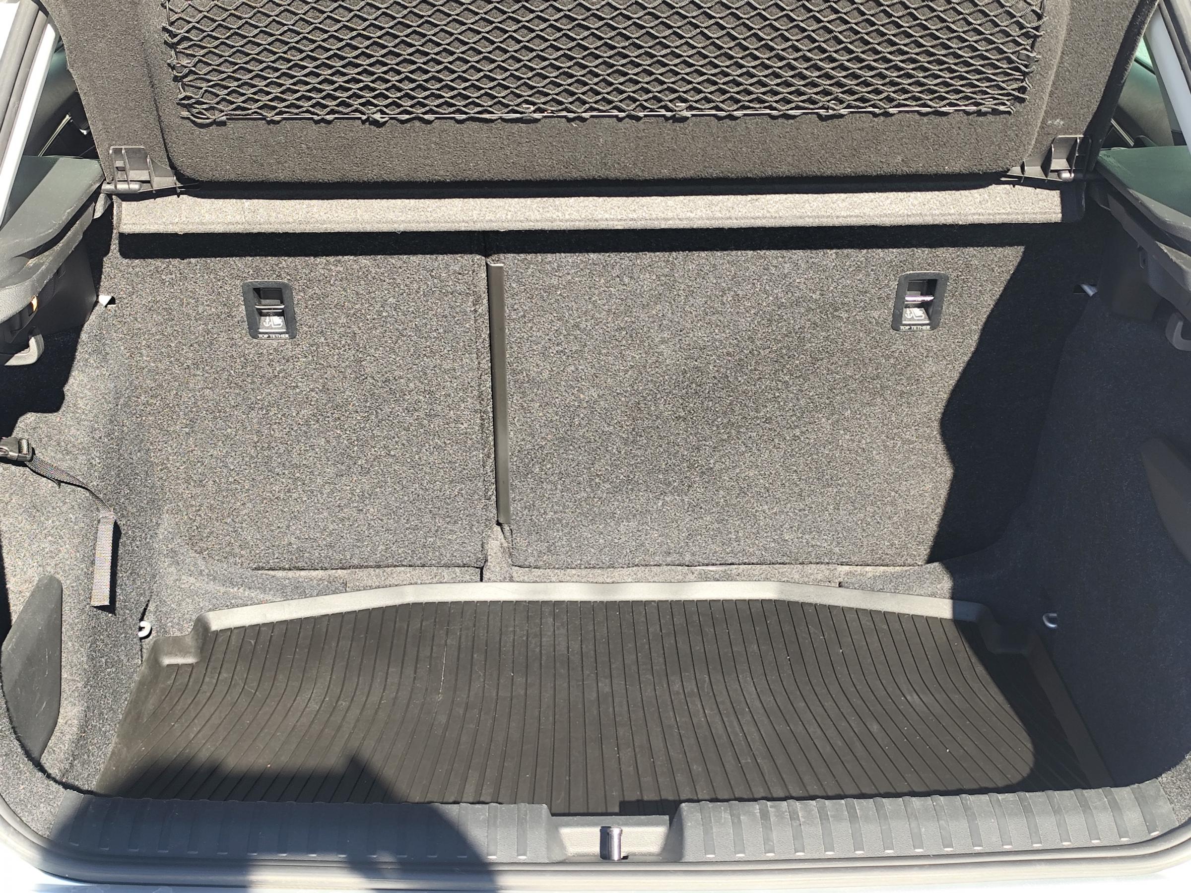 Škoda Kamiq, 2020 - pohled č. 8