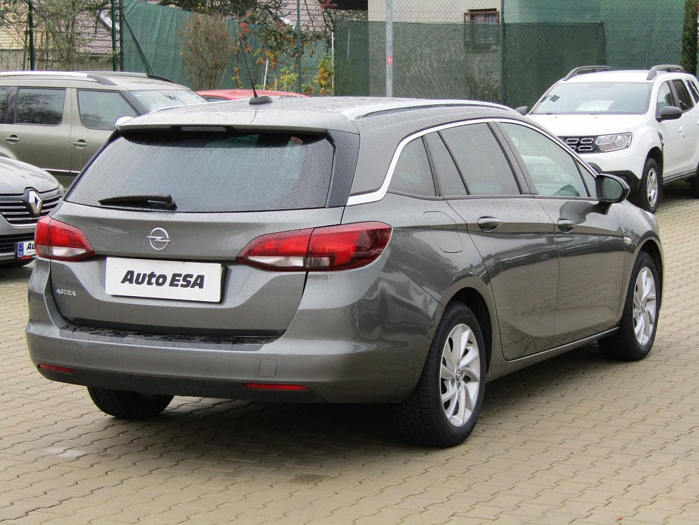 Opel Astra 1.5 CDTi 