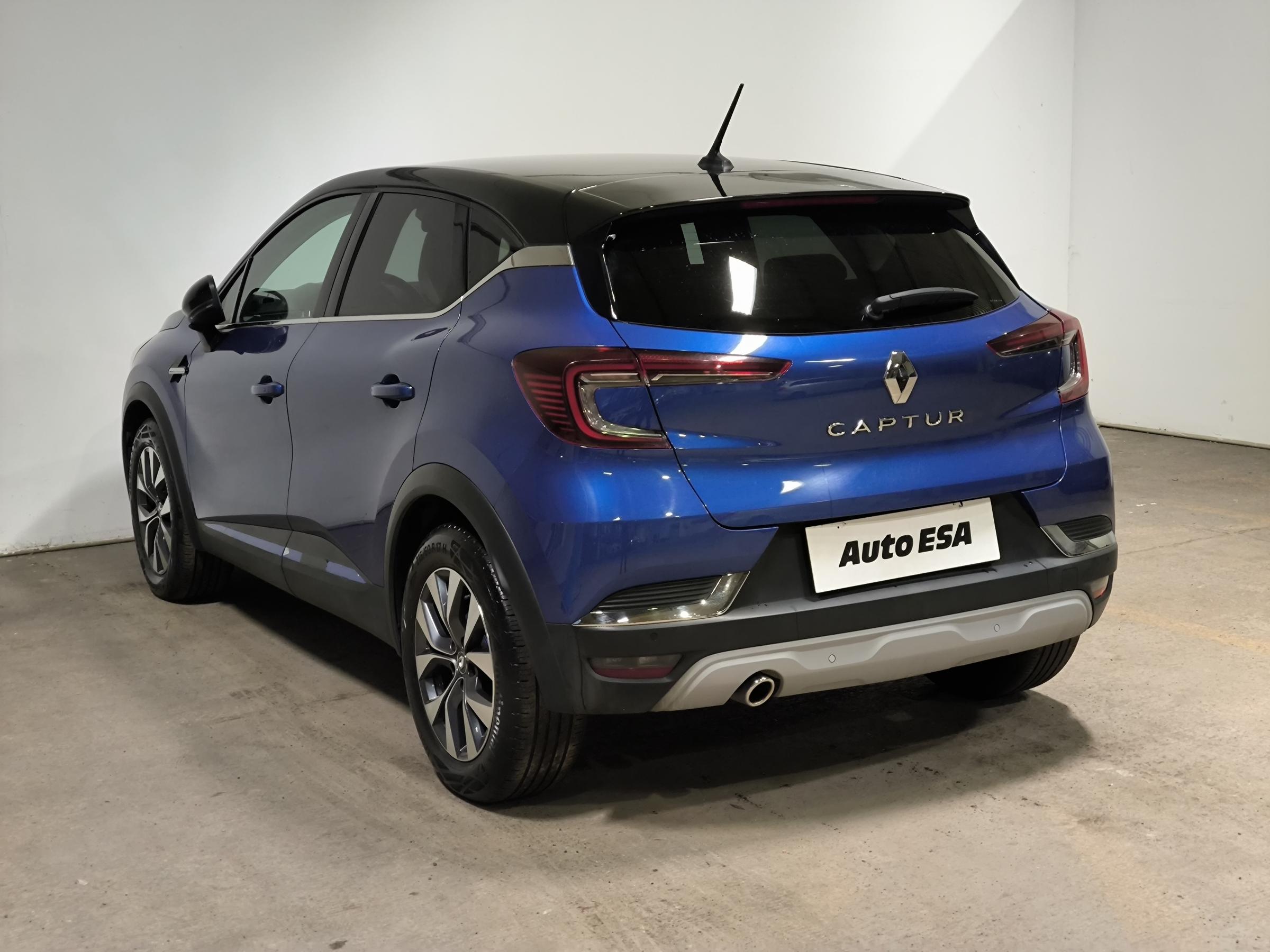 Renault Captur, 2021 - pohled č. 4