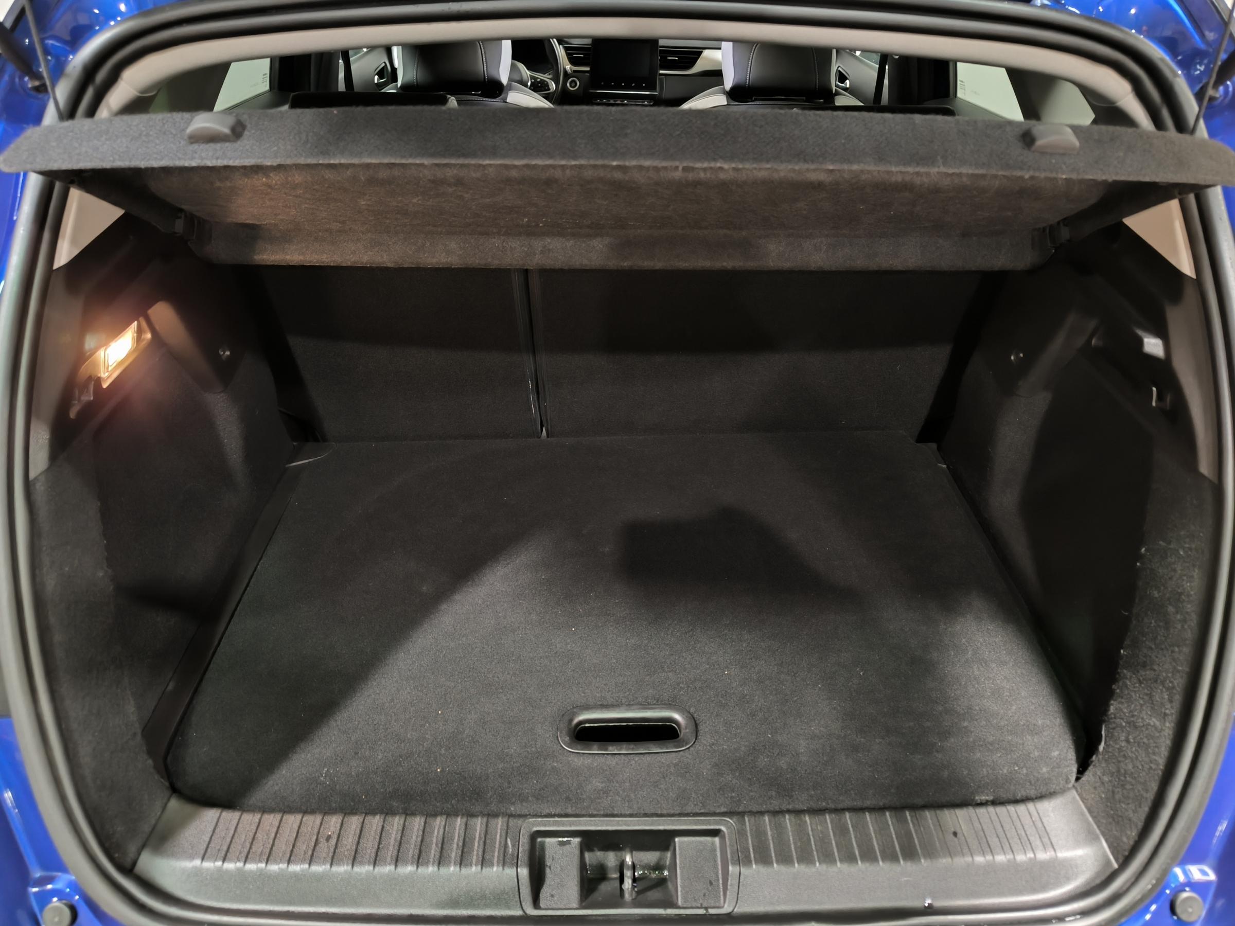 Renault Captur, 2021 - pohled č. 7