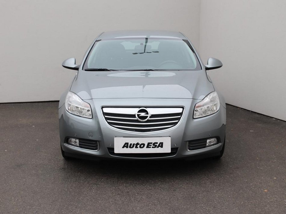 Opel Insignia 1.6T 