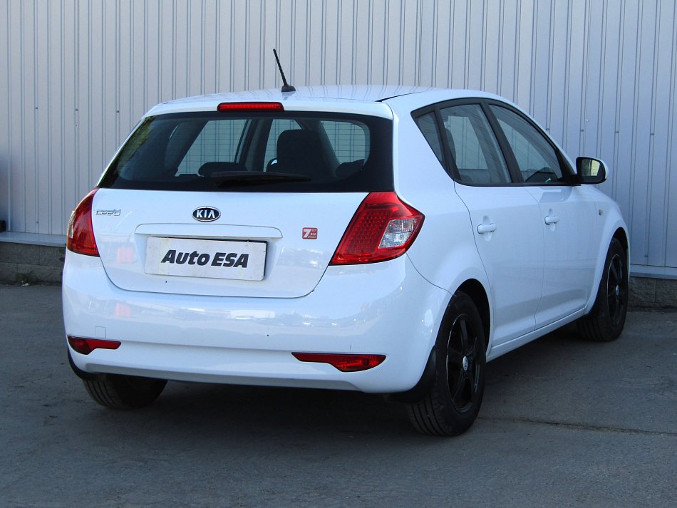 Kia Ceed 1.4i 