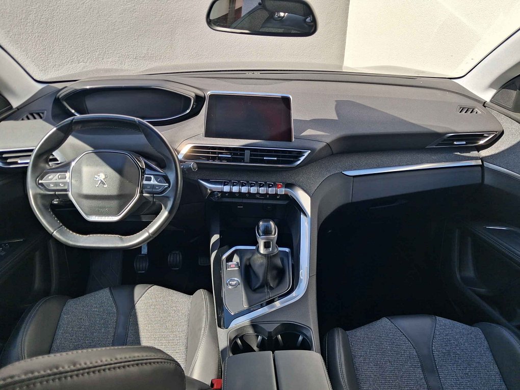 Peugeot 5008 1.2 PT Allure
