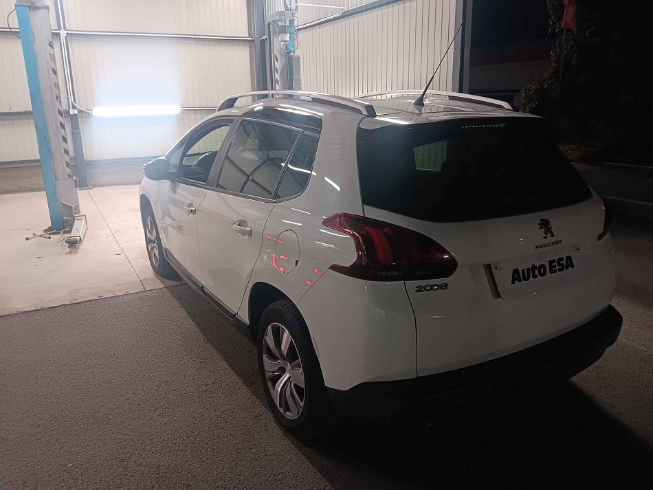 Peugeot 2008 1.2PT 