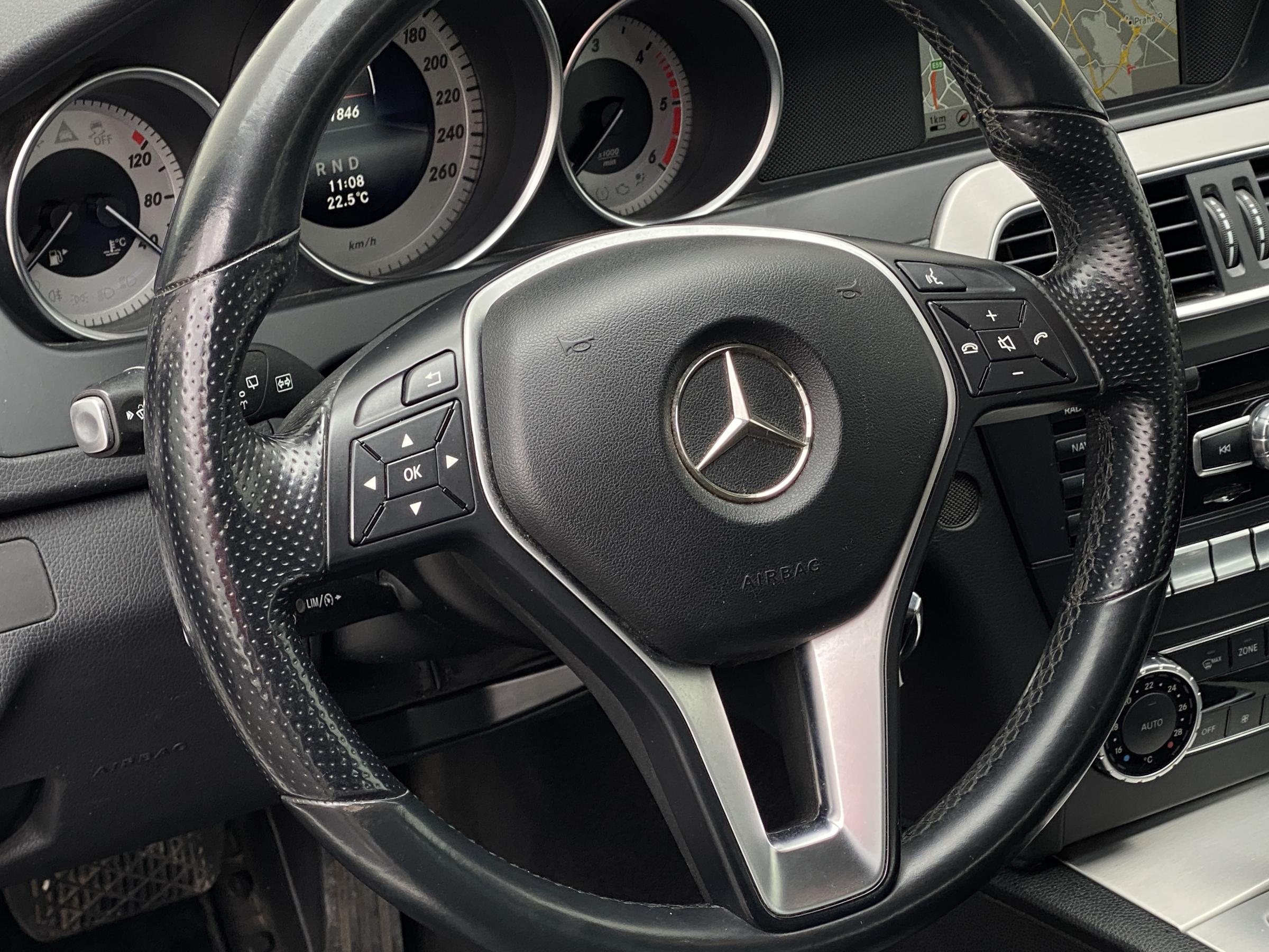 Mercedes-Benz Třída C, 2014 - pohled č. 16