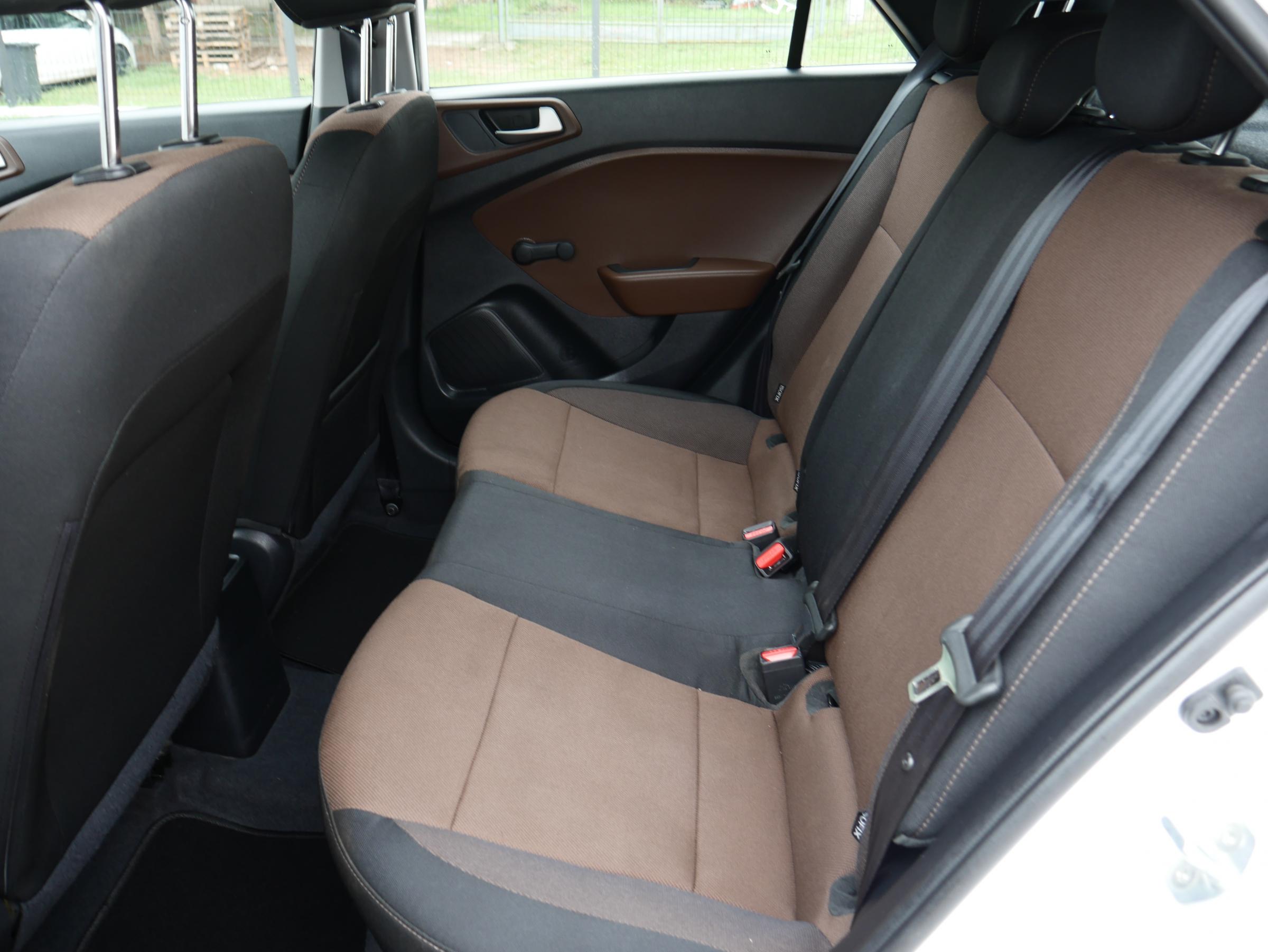 Hyundai i20, 2018 - pohled č. 10