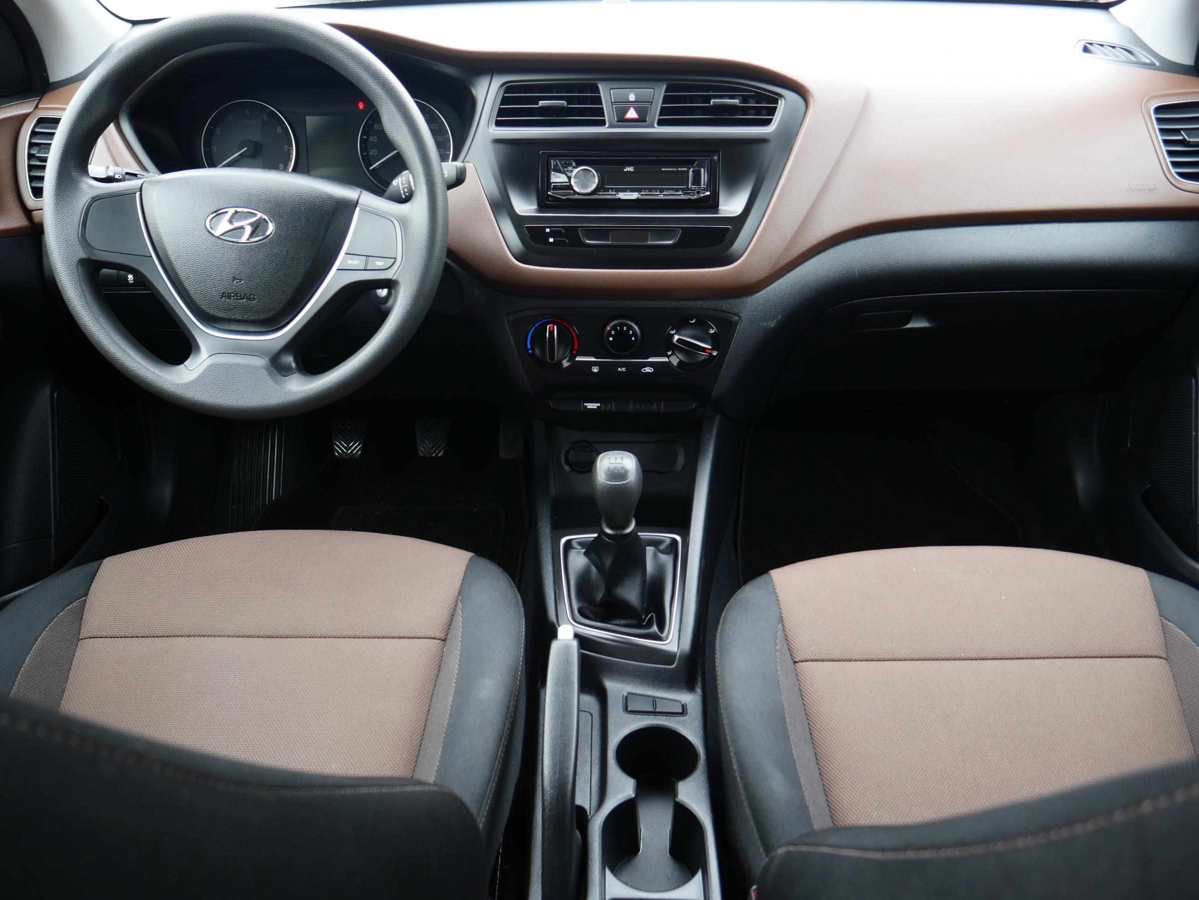 Hyundai i20, 2018 - pohled č. 8