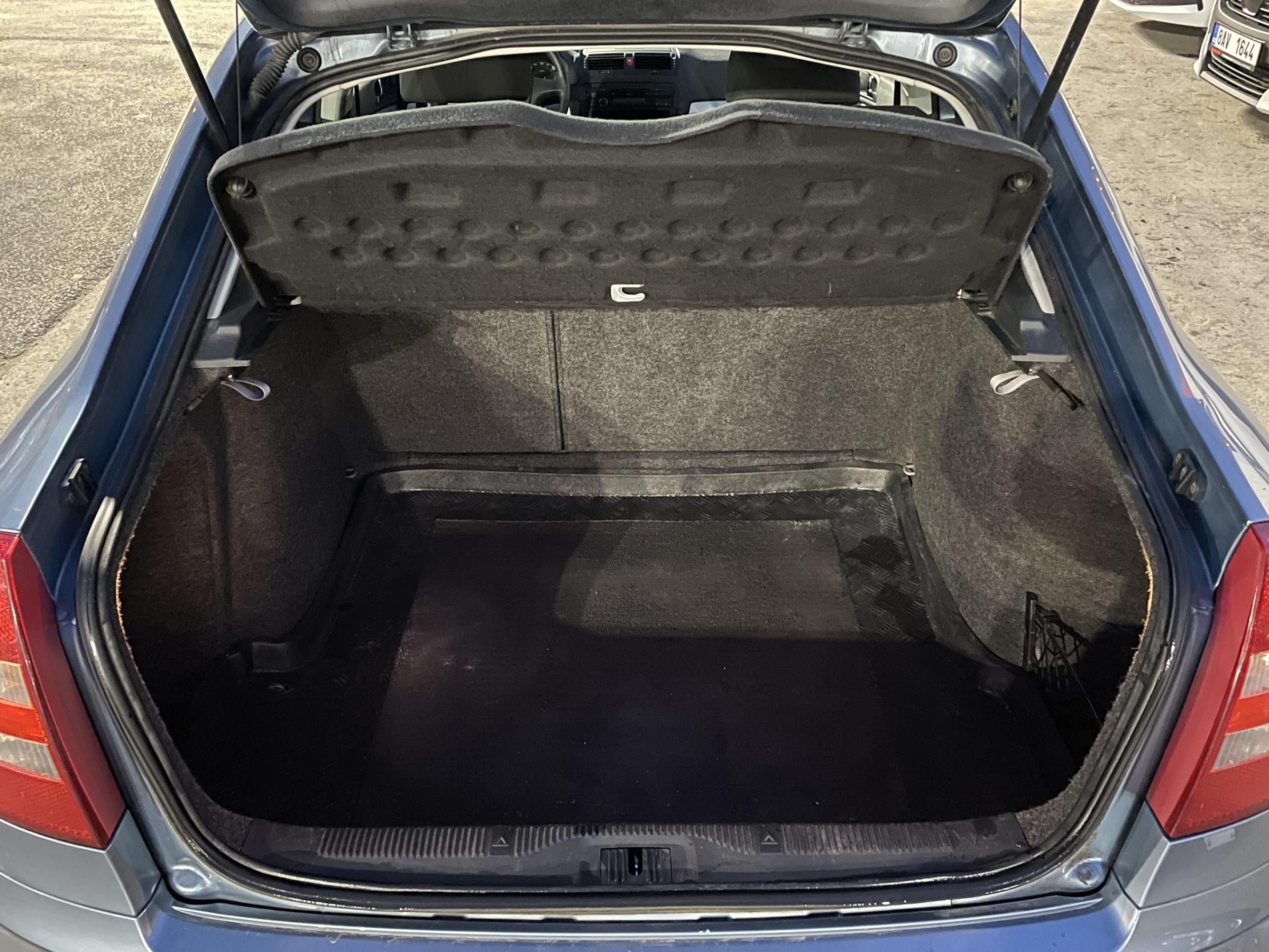 Škoda Octavia, 2009 - pohled č. 7