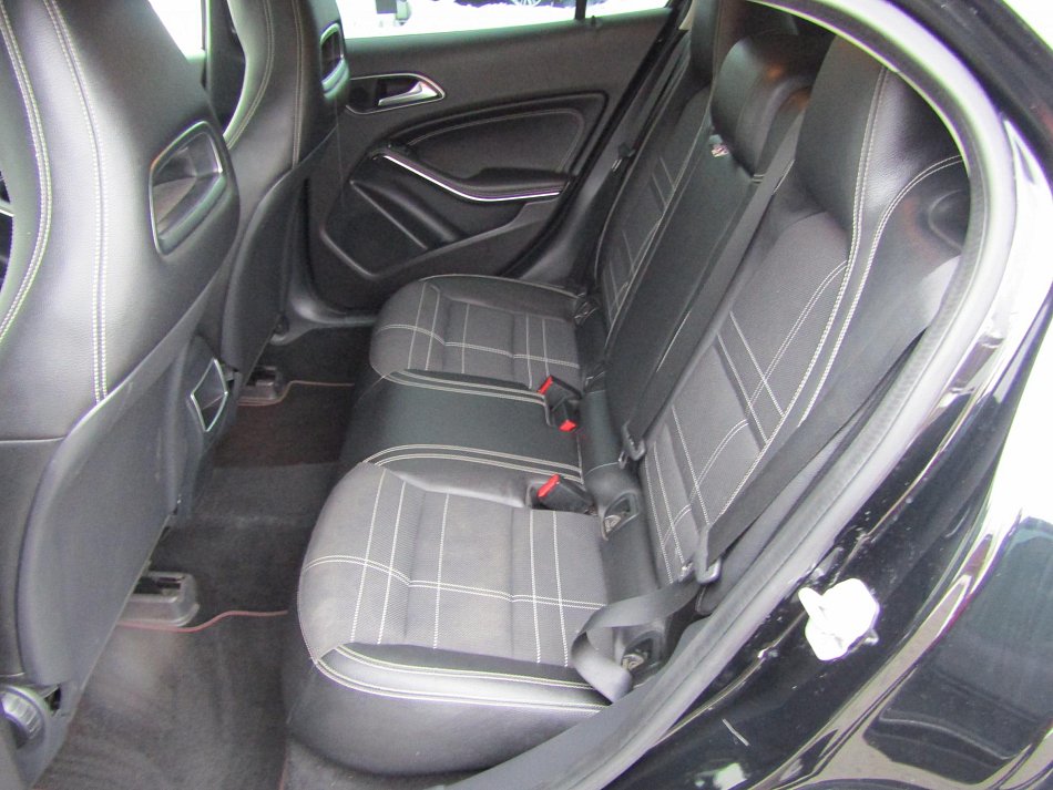 Mercedes-Benz GLA 2.2 CDi  220 DCi