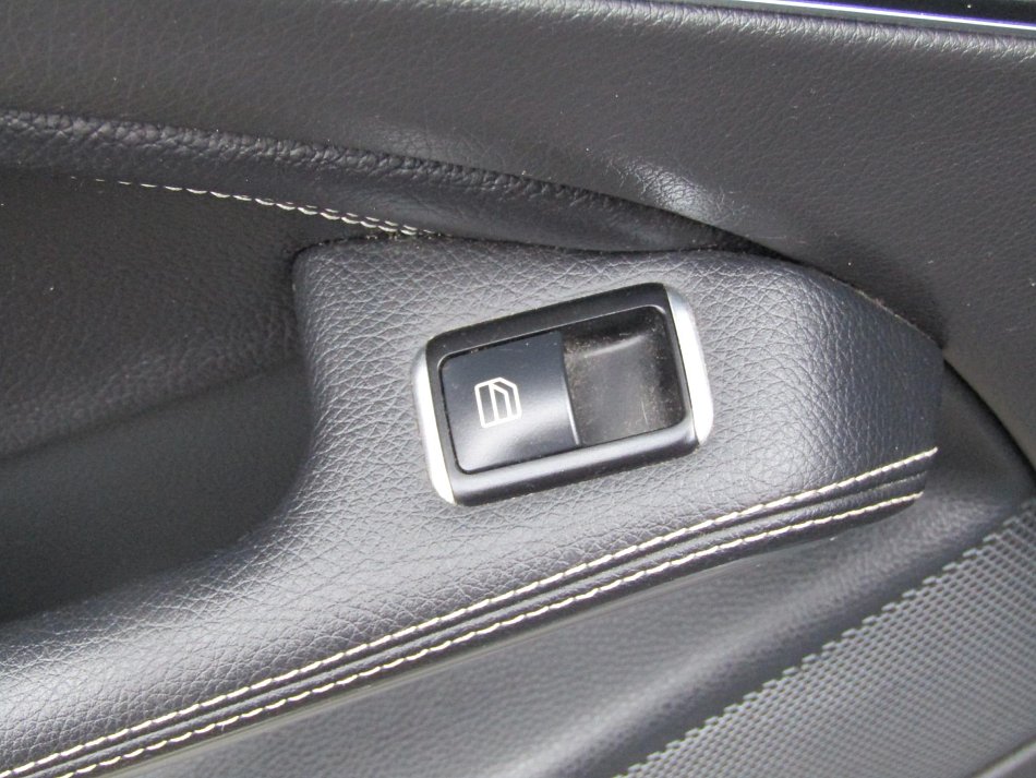 Mercedes-Benz GLA 2.2 CDi  220 DCi