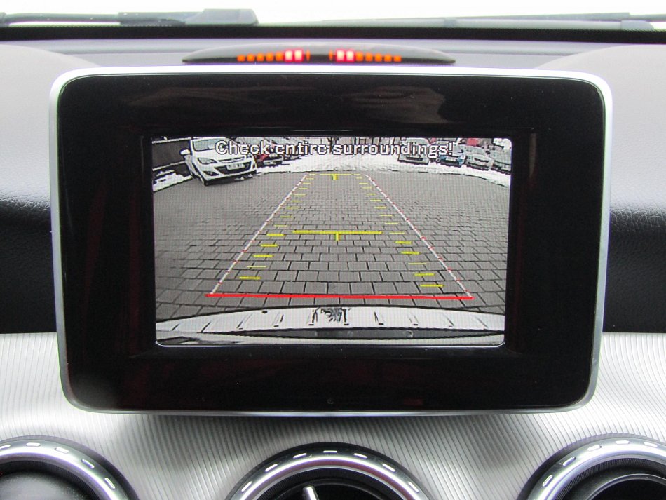 Mercedes-Benz GLA 2.2 CDi  220 DCi