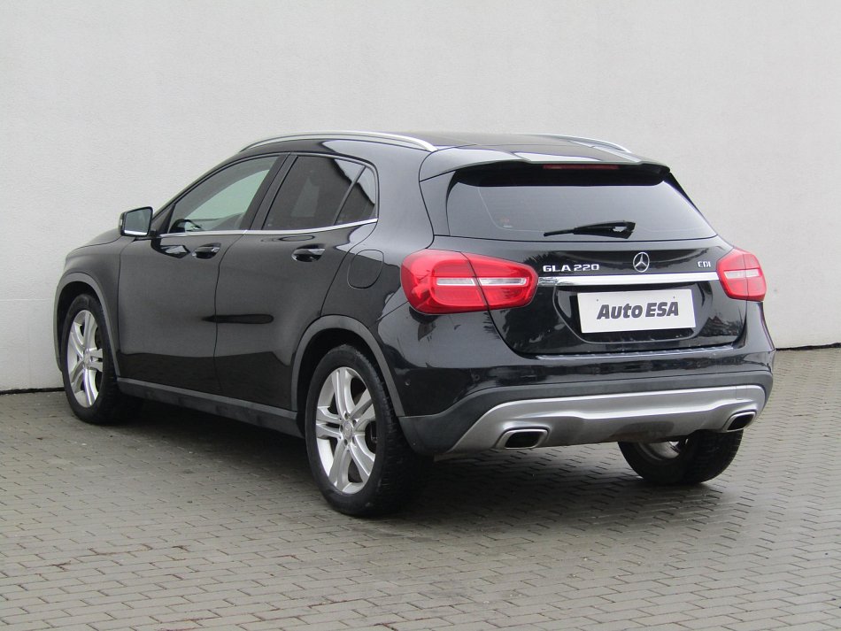 Mercedes-Benz GLA 2.2 CDi  220 DCi