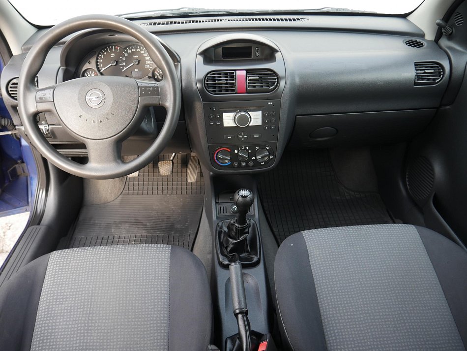 Opel Corsa 1.0i 