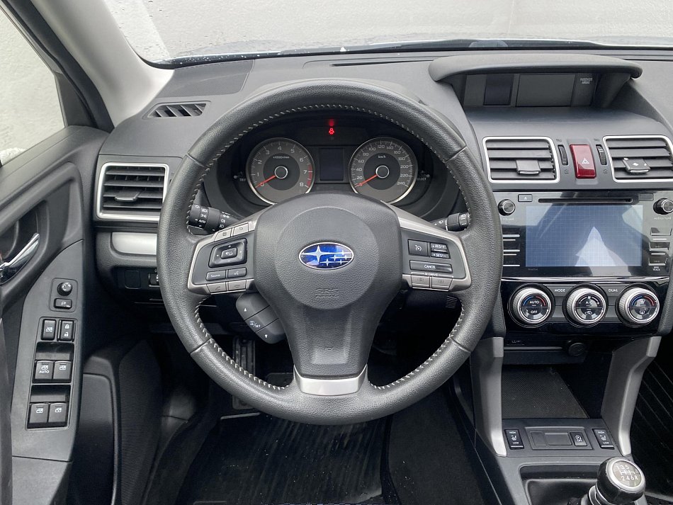 Subaru Forester 2.0i  AWD