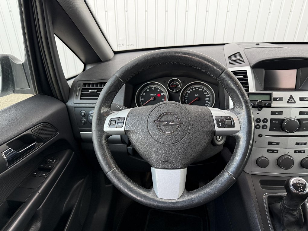 Opel Zafira 1.6i 