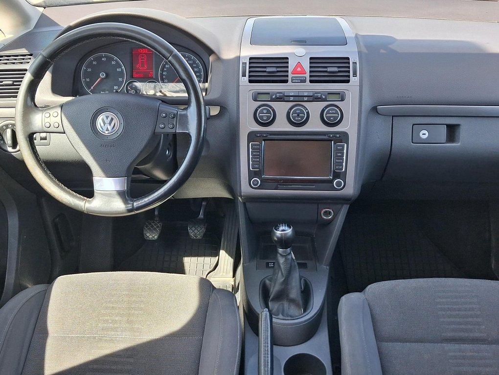 Volkswagen Touran 1.4TSi 