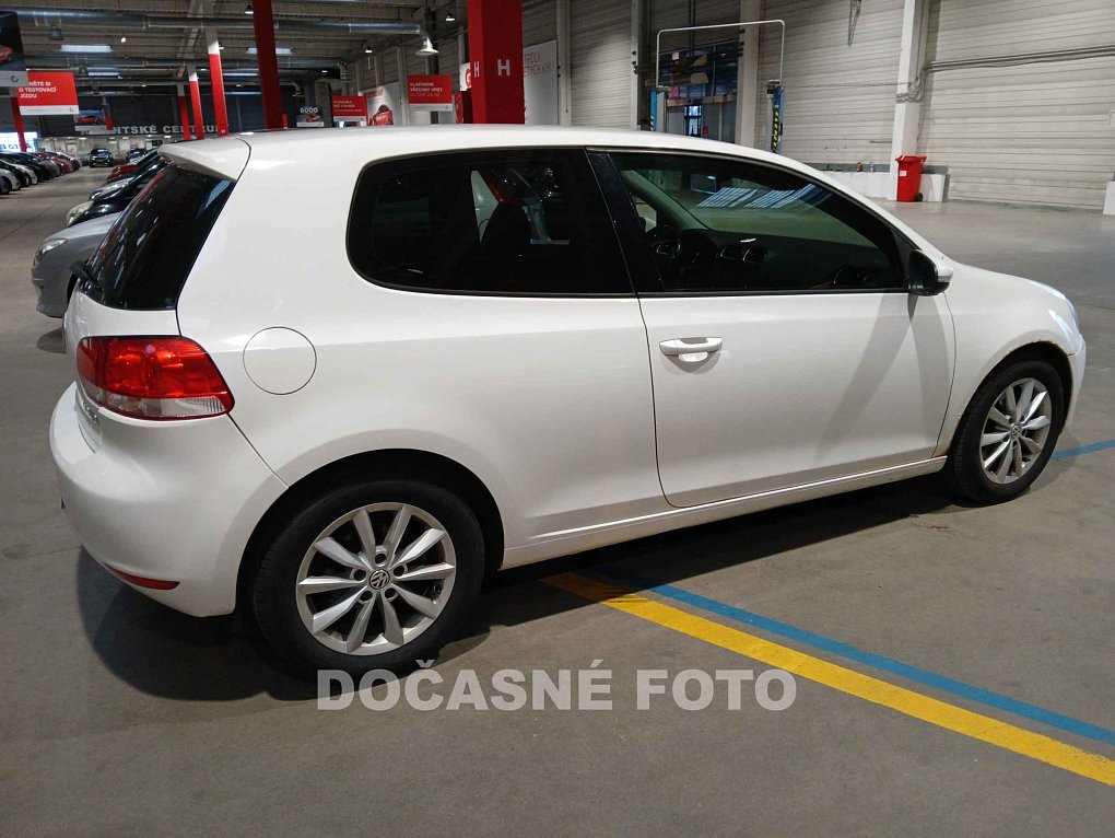 Volkswagen Golf 2.0 TDi 