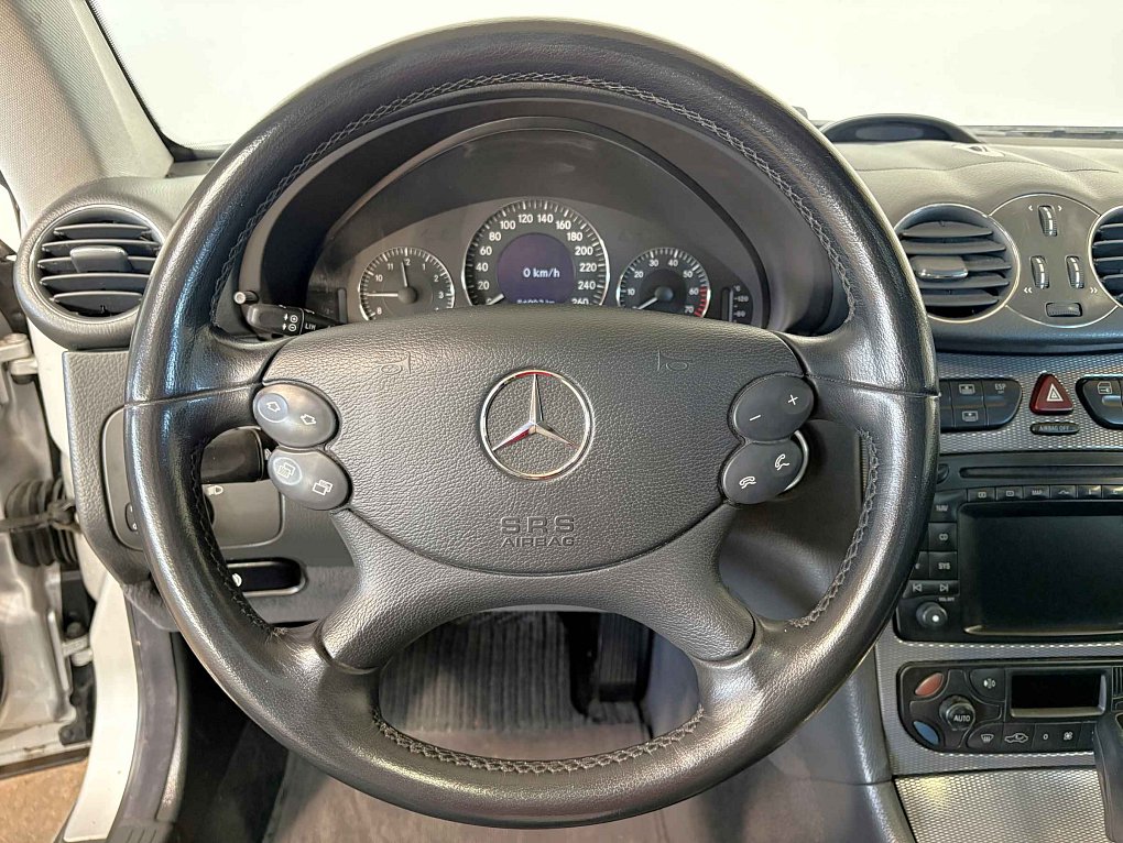 Mercedes-Benz CLK 3.2 i  320