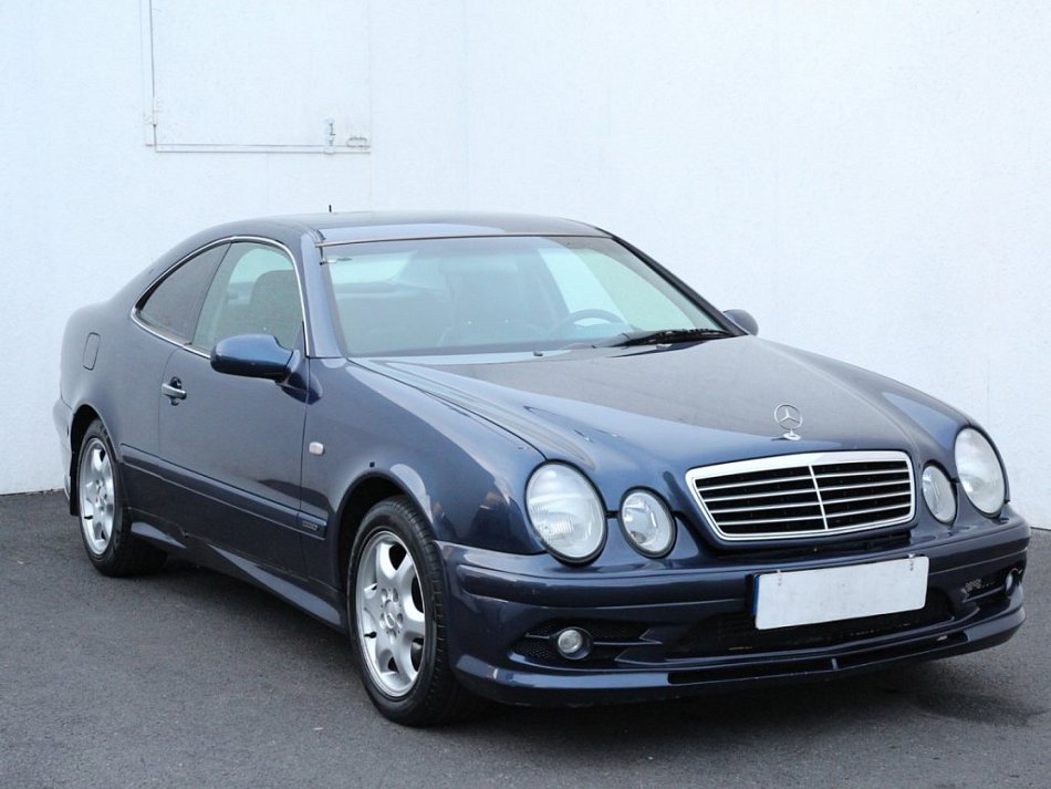 Mercedes-Benz CLK 3.2 i  320