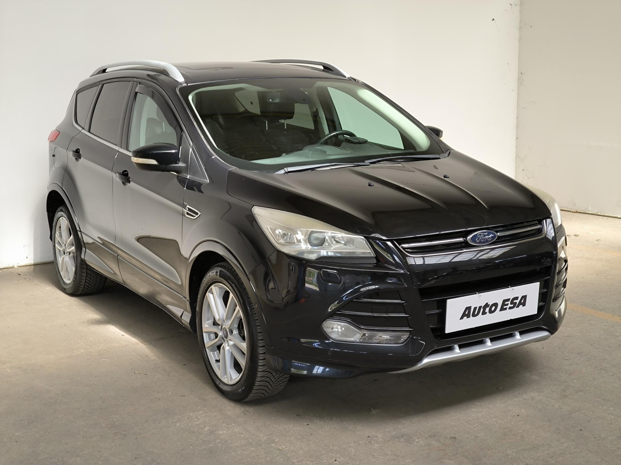 Ford Kuga, 2015 - celkový pohled