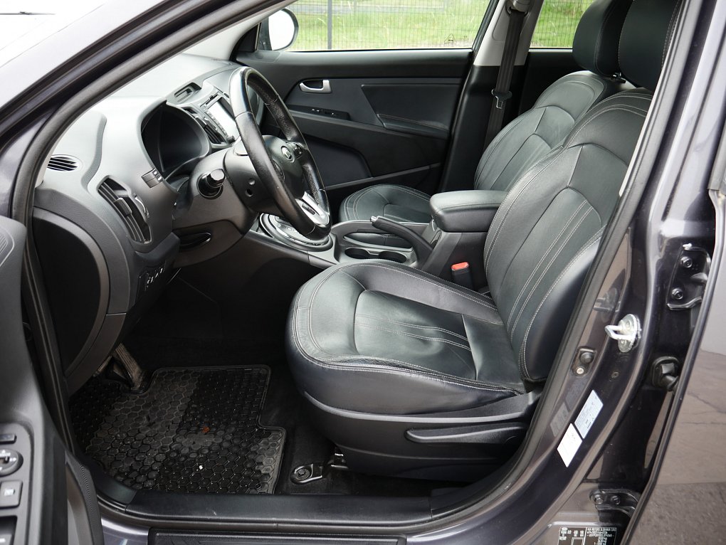 Kia Sportage 2.0 CVVT Spirit AWD